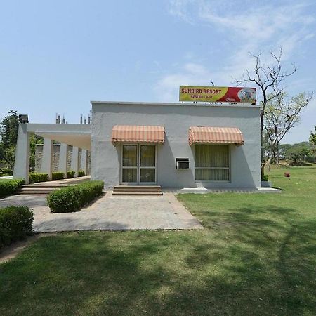 Sunbird Tourist Resort ฟารีดาบัด ภายนอก รูปภาพ